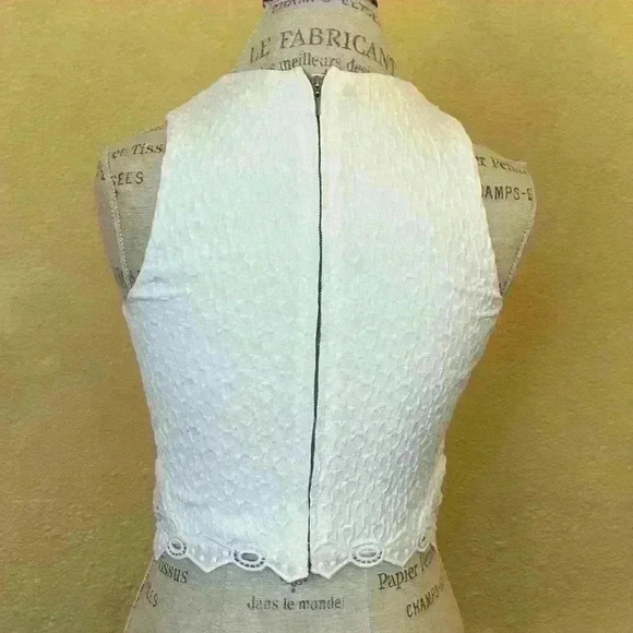 Rebecca Taylor “Dia” Eyelet Lace Cropped White Sleeveless Top Size 2 EUC! - Picture 10 of 12